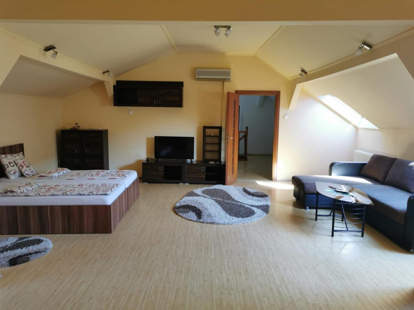 Premier Apartment Máréfalva Kültér fotó